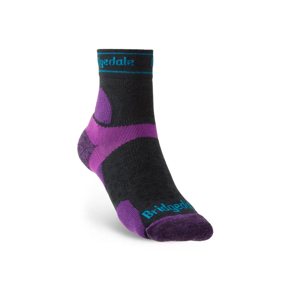 Bridgedale Skarpety do biegania damskie Bridgedale Trail Run UL T2 MS 3/4 Crew charcoal/purple