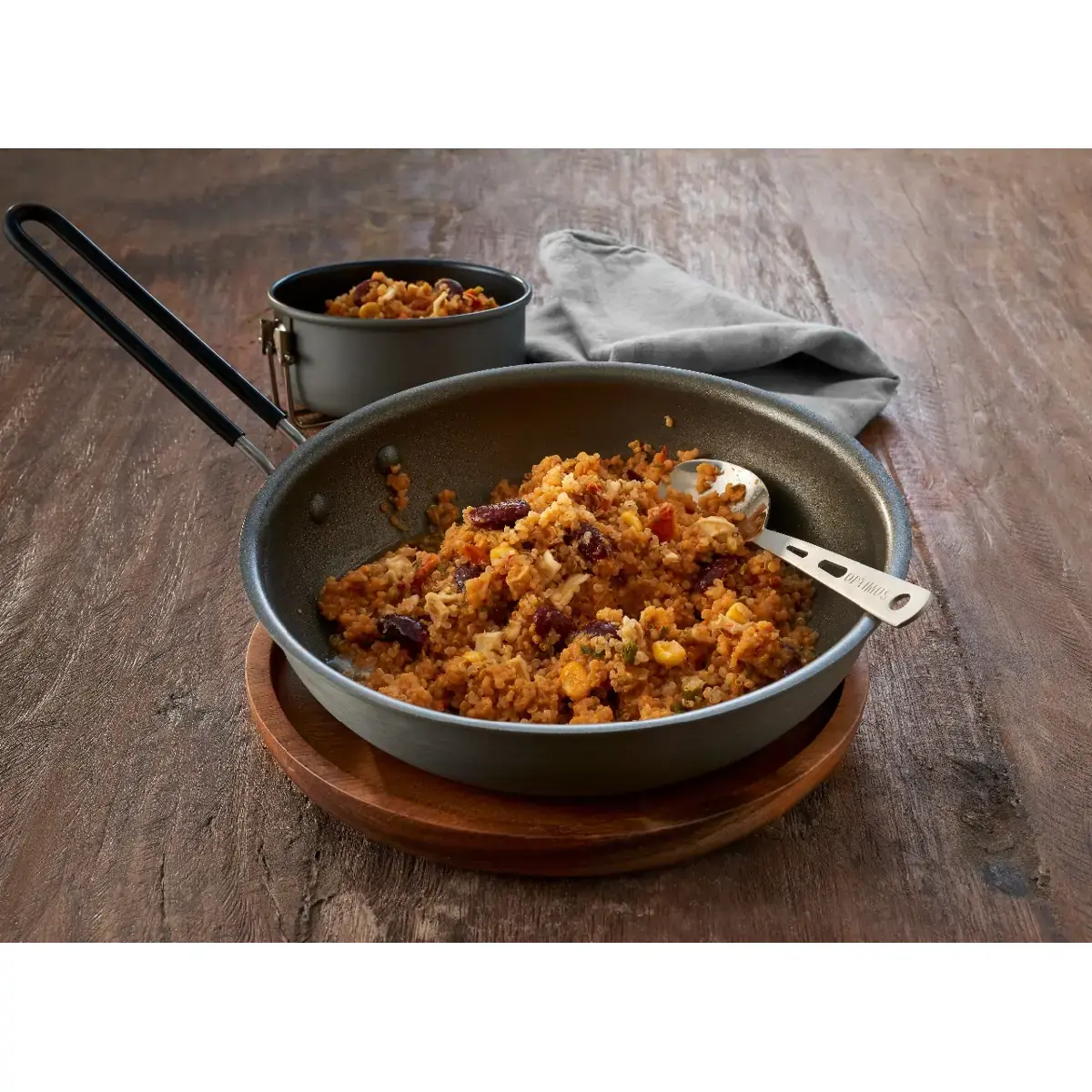 Trek´n Eat Danie liofilizowane Trek´n Eat Quinoa w stylu meksykańskim (BEZ GLUTENU, BEZ LAKTOZY) (140 g, 441 kcal)